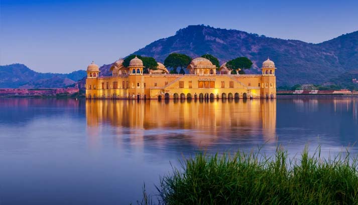 Jal Mahal taxi